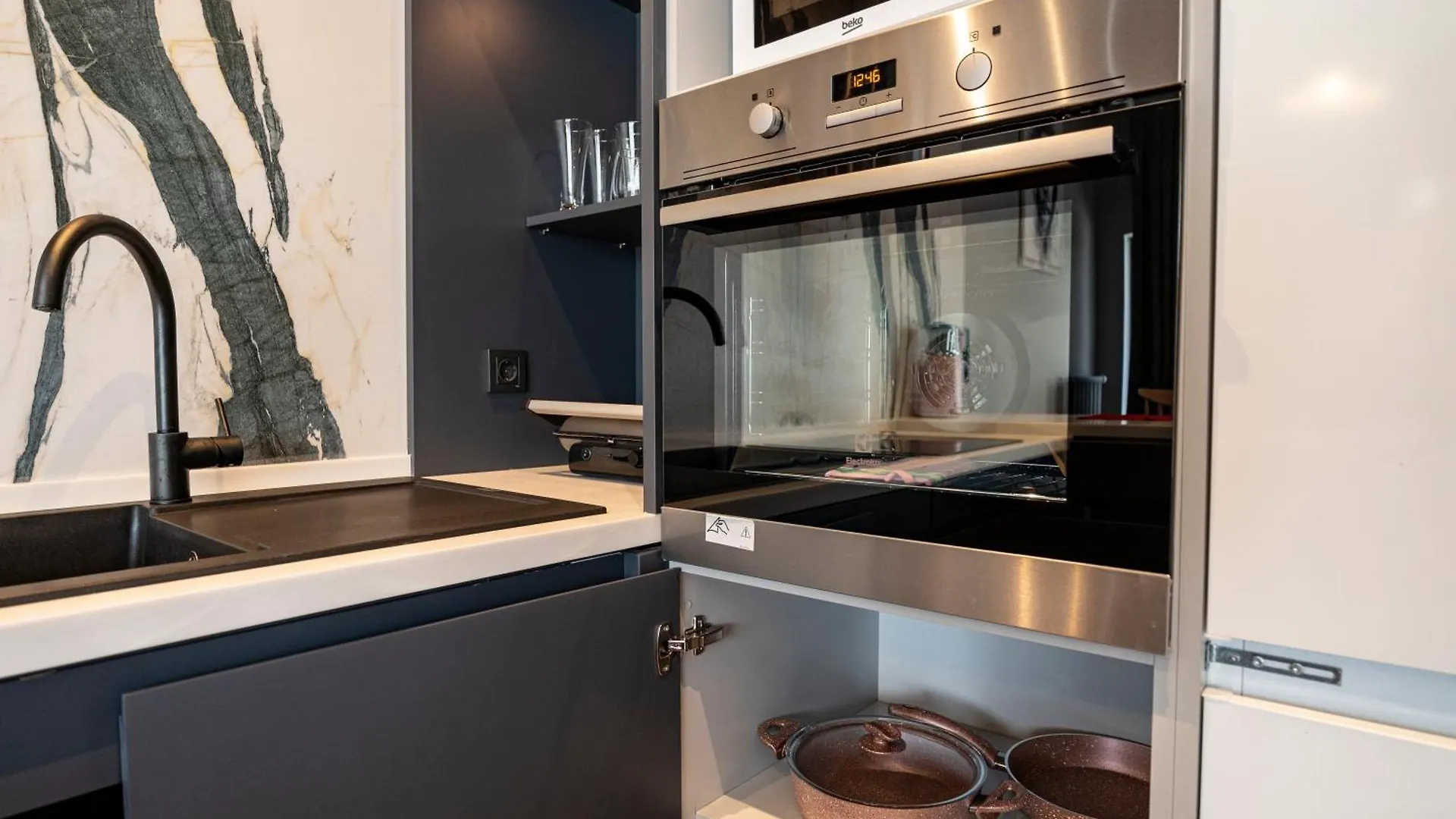 Beyoglu Benesta Residence, 1 Bedroom Apartment No-189 Istanbul